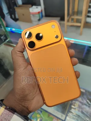 Photo - New Apple iPhone 17 Pro Max 256 GB Orange