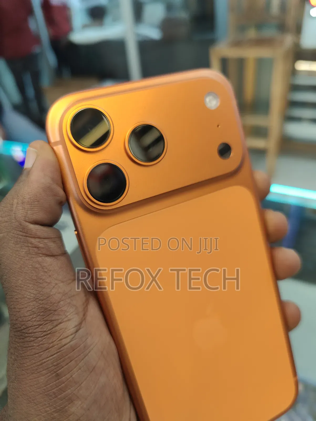 New Apple iPhone 17 Pro Max 256 GB Orange