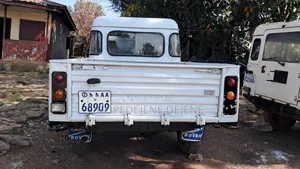 Land Rover Defender 1989 White