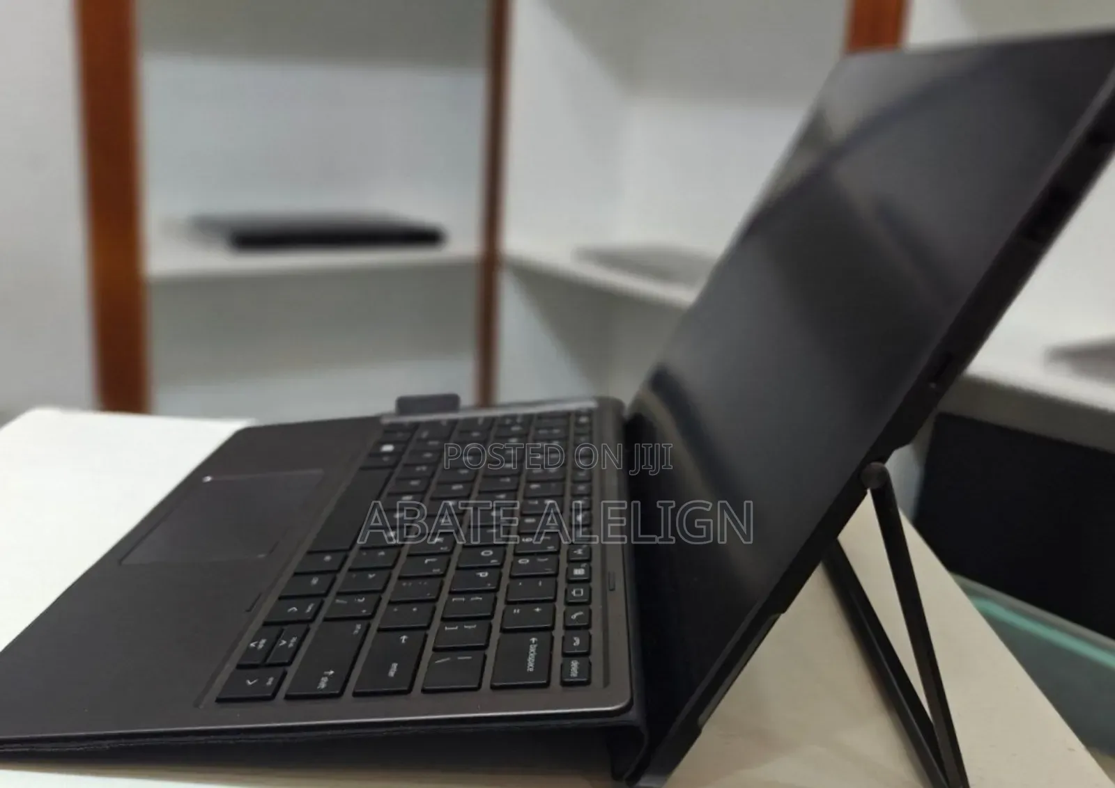 New Laptop HP EliteBook X2 1012 G2 8GB Intel Core I5 SSD 256GB