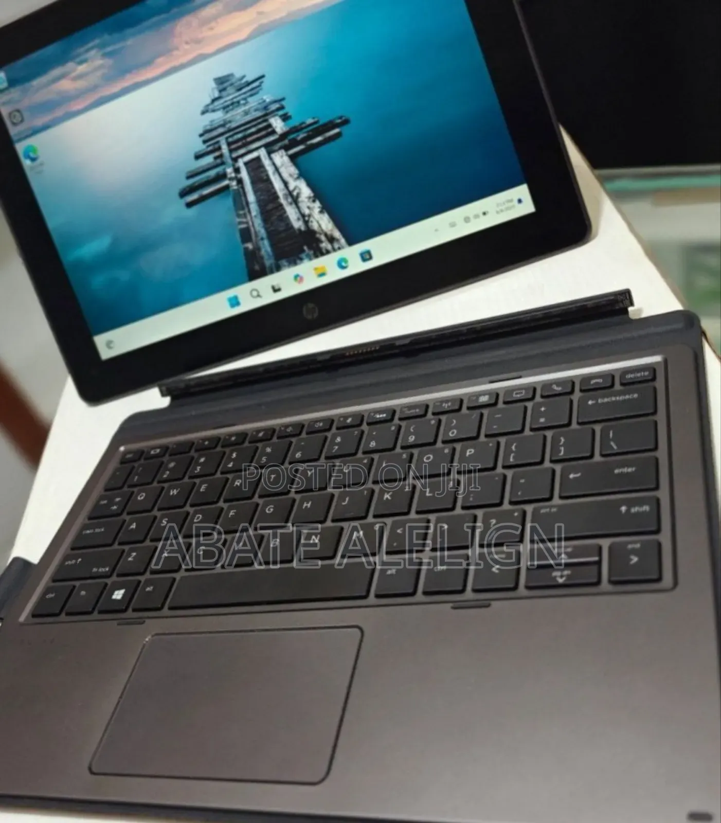 New Laptop HP EliteBook X2 1012 G2 8GB Intel Core I5 SSD 256GB