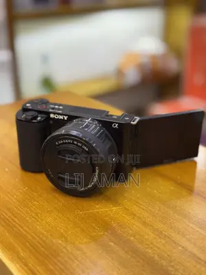 Photo - Sony Zv-E10