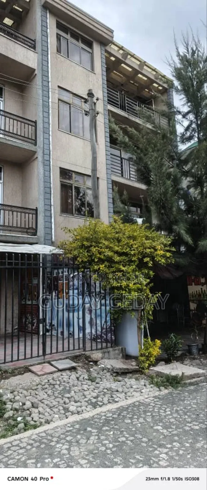 Furnished 6bdrm Townhouse/Terrace in Akaky Kaliti for sale