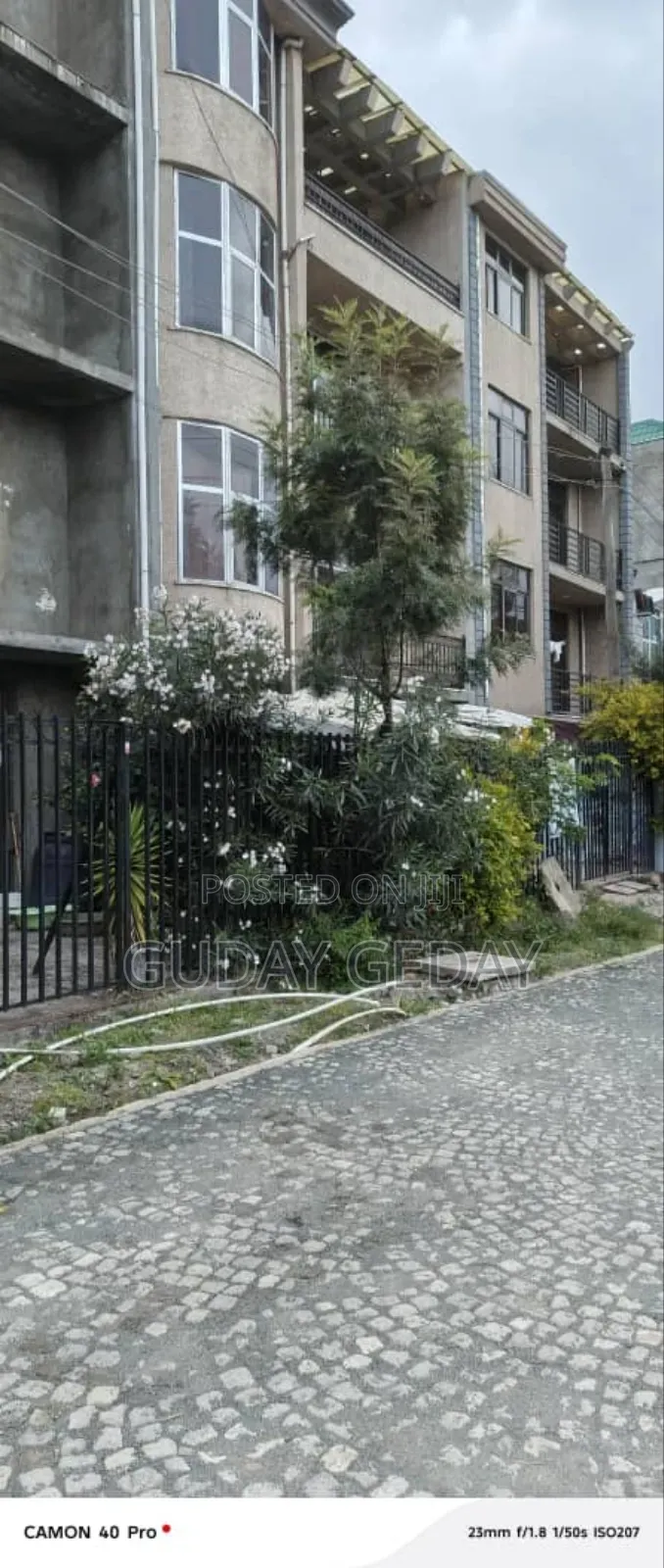 Furnished 6bdrm Townhouse/Terrace in Akaky Kaliti for sale