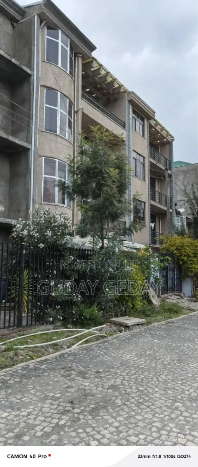 Furnished 6bdrm Townhouse/Terrace in Akaky Kaliti for sale