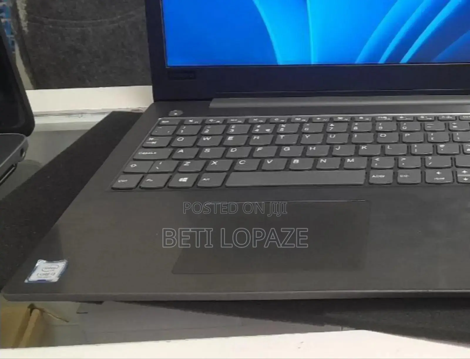 New Laptop Lenovo Ideapad 3 16GB Intel Core i3 SSD 256GB