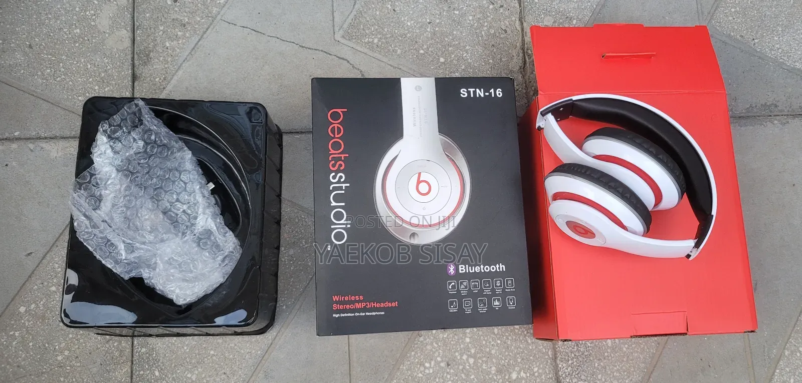 Beats STN 16 Bluetooth Headphones