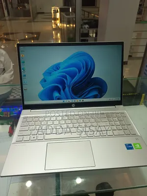 Photo - New Laptop HP Pavilion 15 16GB Intel Core I5 SSD 512GB
