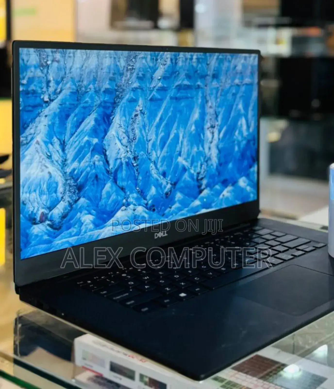 New Laptop Dell 16GB Intel Core I7 SSD 512GB