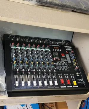 Photo - Yamaha 8chanel Mixer