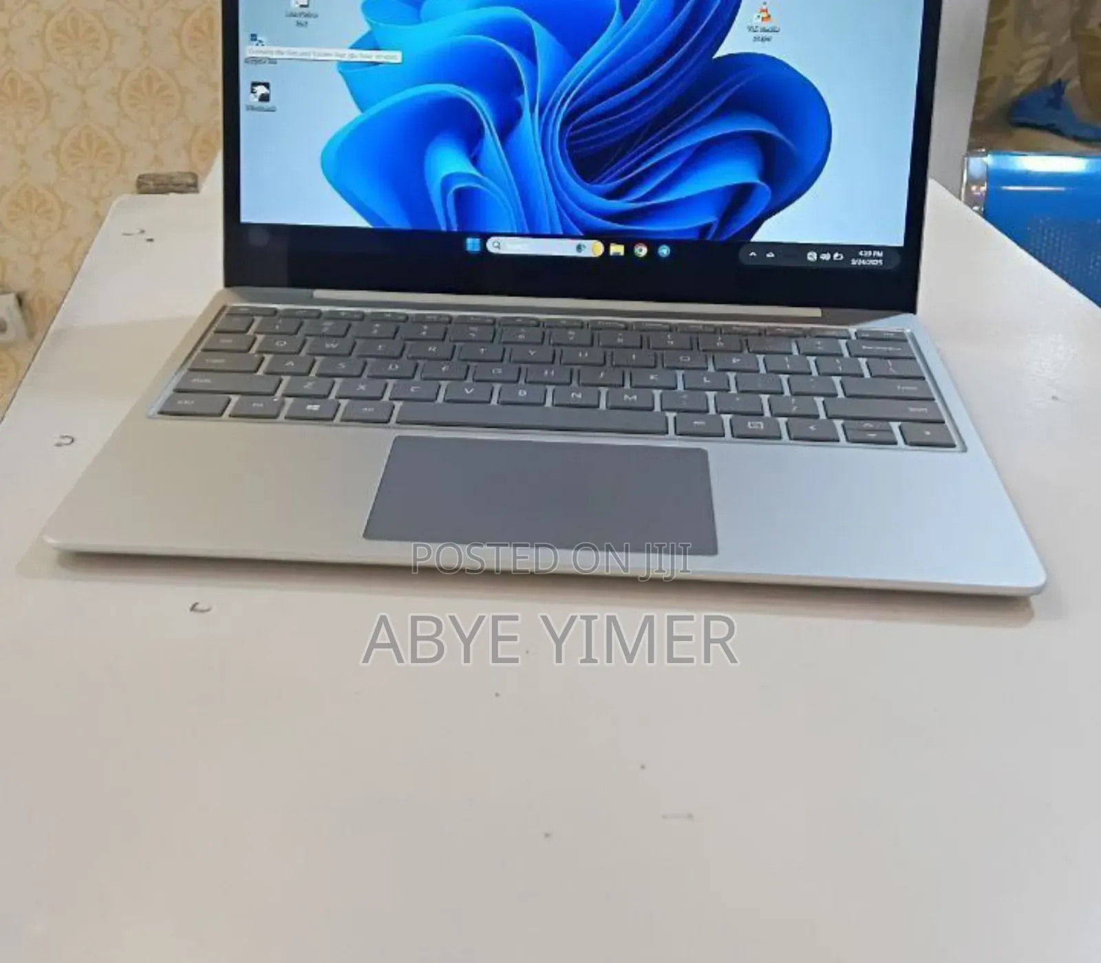 New Laptop Microsoft Surface Go 4 8GB Intel Core I5 SSD 128GB