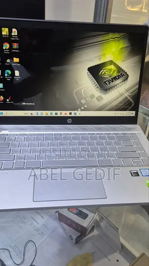 New Laptop HP Pavilion 14 16GB Intel Core I7 SSD 512GB