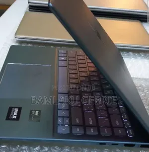 New Laptop HP Pavilion 14 16GB Intel Core Ultra 7 SSD 512GB