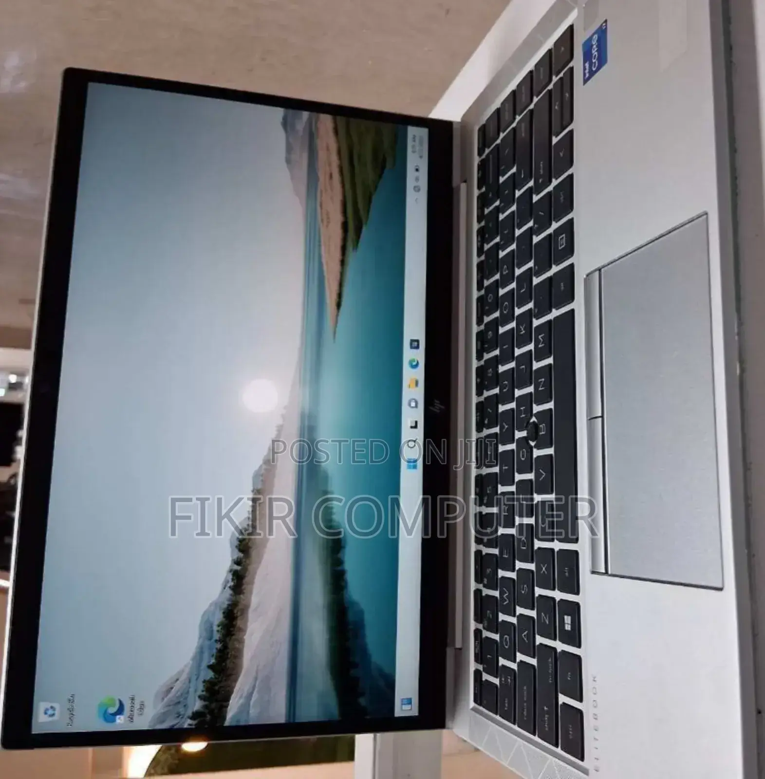 New Laptop HP EliteBook 840 G8 16GB Intel Core I7 SSD 512GB