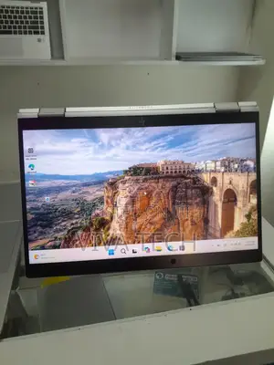 New Laptop HP EliteBook 1030 16GB Intel Core I7 SSD 512GB