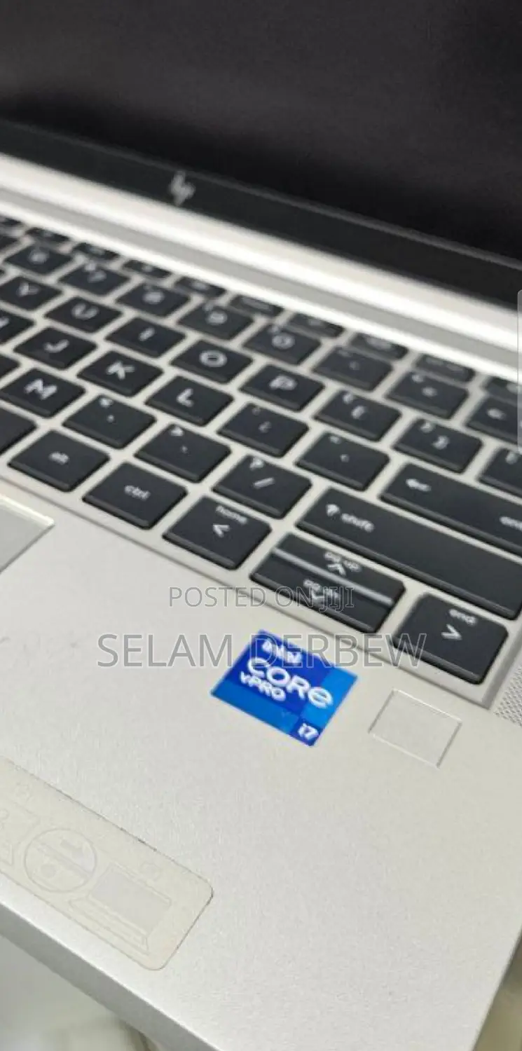 New Laptop HP EliteBook 830 G8 16GB Intel Core I7 SSD 512GB