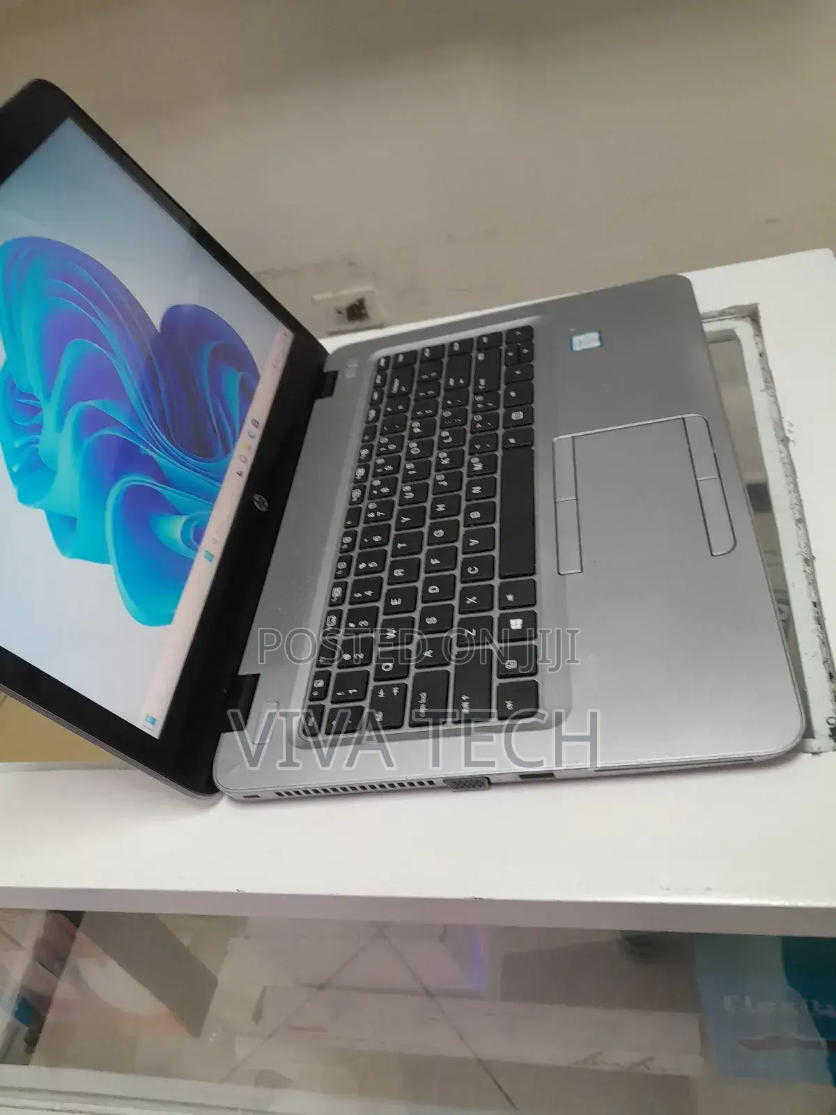 New Laptop HP EliteBook 840 8GB Intel Core I7 HDD 1T