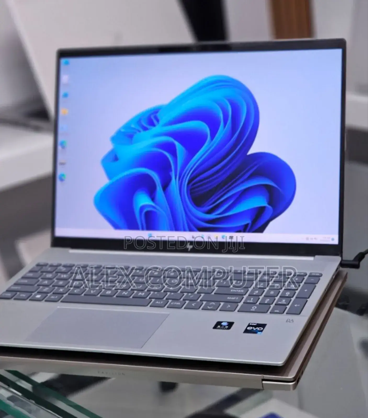 New Laptop HP Pavilion 15 16GB Intel Core I7 SSD 1T