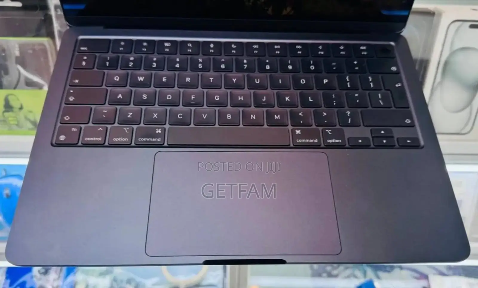 New Laptop Apple MacBook Air 2023 M2 8GB Intel SSD 256GB