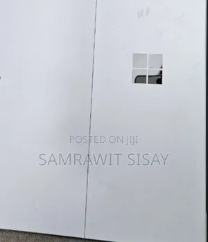 New Laptop Microsoft Surface 8GB Intel Core I7 SSD 256GB