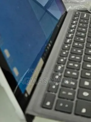 New Laptop Microsoft Surface Pro 6 8GB Intel Core i7 SSD 256GB