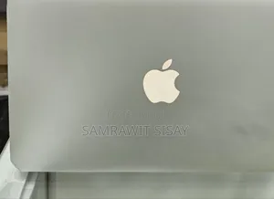 Photo - New Laptop Apple MacBook 2015 8GB Intel Core I5 SSD 128GB