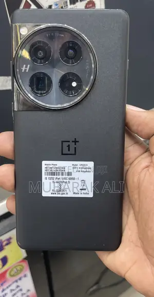 Photo - New OnePlus 12 512 GB Black