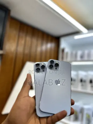 Photo - New Apple iPhone 13 Pro Max 256 GB Blue