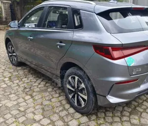 New BYD E2 43 kWh 94 hp FWD 2025 Gray