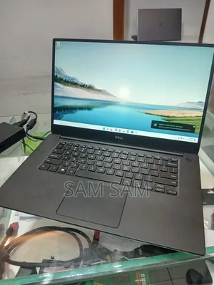 Photo - New Laptop Dell Precision 5540 16GB Intel Core I7 SSD 1T