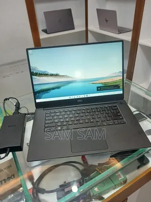 New Laptop Dell Precision 5540 16GB Intel Core I7 SSD 1T