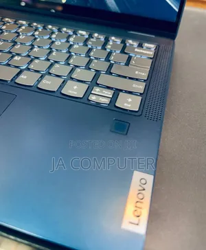New Laptop Lenovo Flex 5 16GB AMD Ryzen 7 SSD 512GB