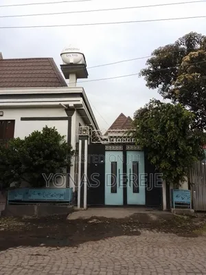 Photo - Furnished 8bdrm House in ዱከም, East Shewa for sale