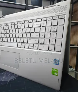 New Laptop HP Envy X360 8GB Intel Core I5 SSD 512GB