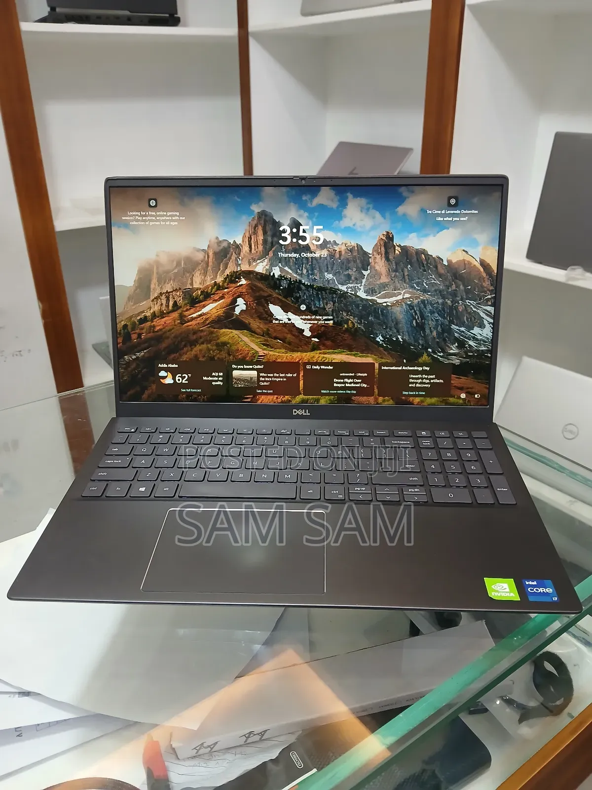 New Laptop Dell Vostro 5630 16GB Intel Core i7 SSD 512GB