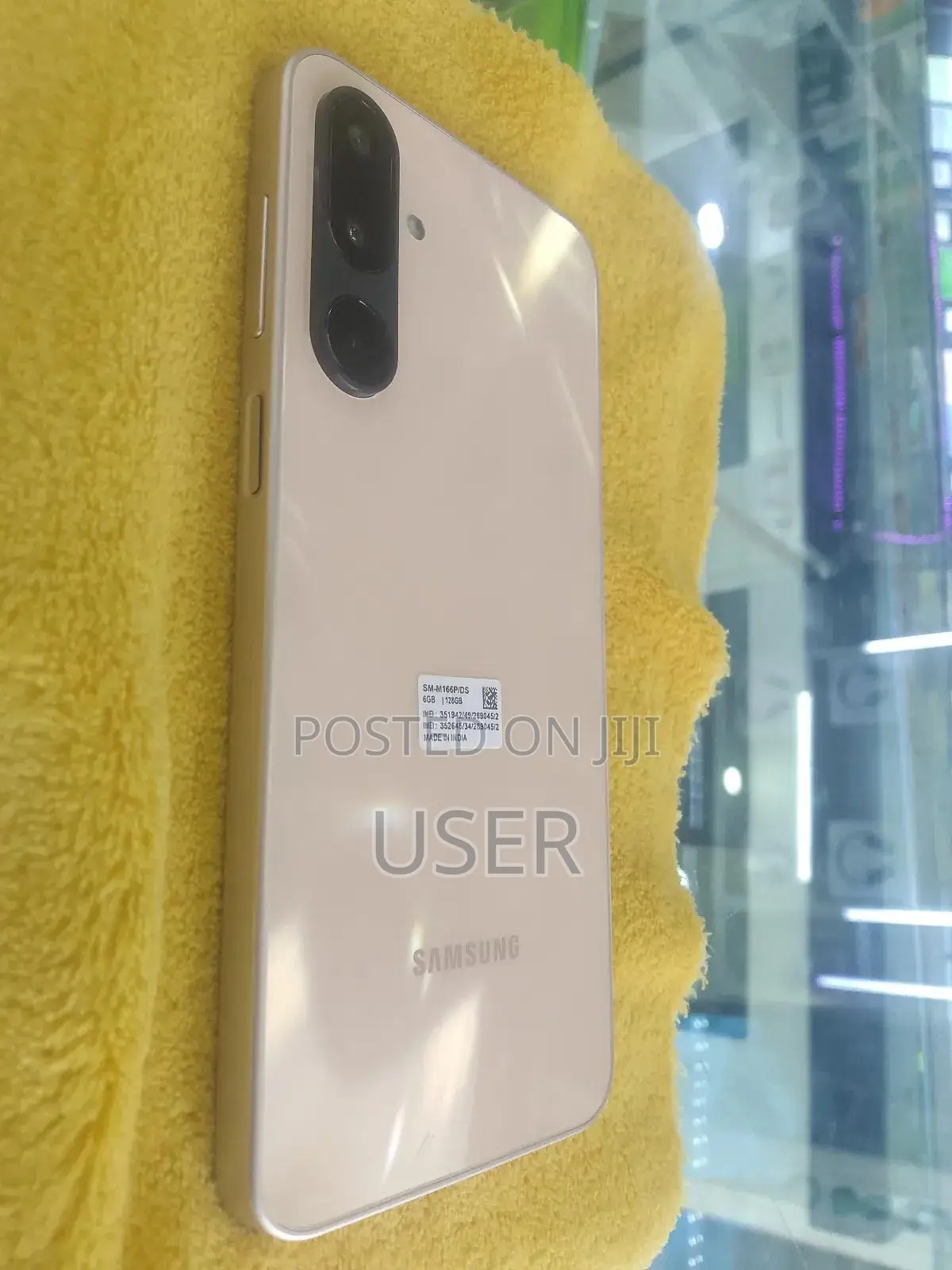 New Samsung Galaxy M16 128 GB Silver