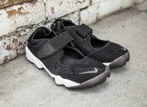 Nike Air Rift Breathe
