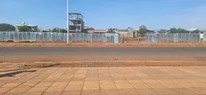 የ ሊዝ ቦታ 2100ካ/ሜ