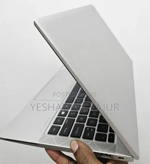 New Laptop HP EliteBook 830 G8 16GB Intel Core I7 SSD 512GB