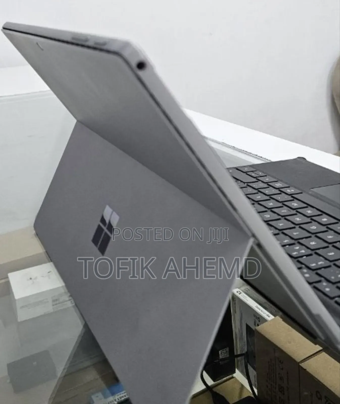 New Laptop Microsoft Surface Pro 7 8GB Intel Core I5 SSD 128GB