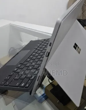 New Laptop Microsoft Surface Pro 7 8GB Intel Core I5 SSD 128GB