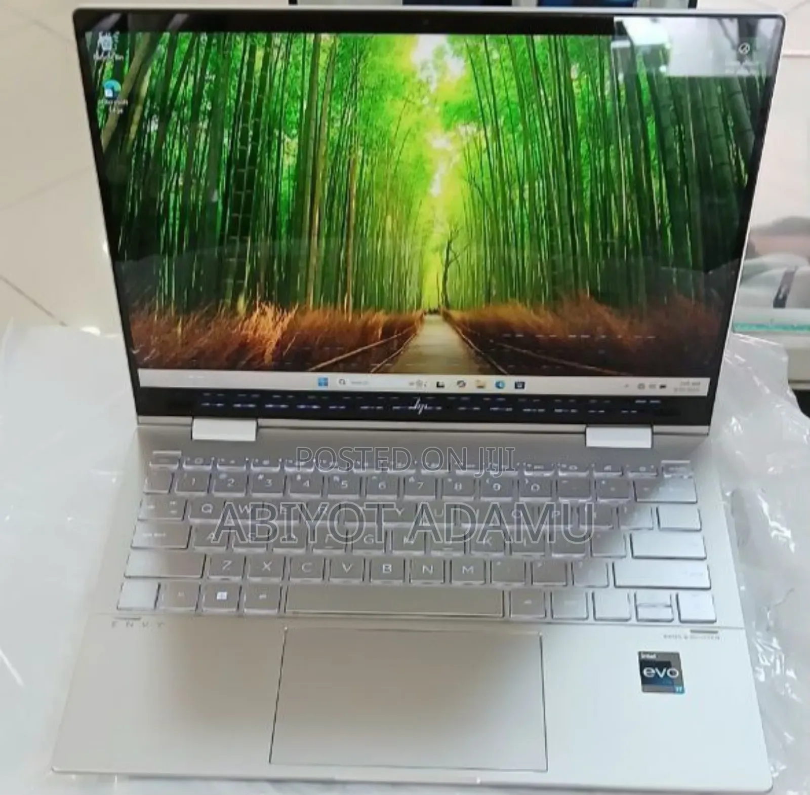 New Laptop HP Envy X360 8GB Intel Core I7 SSD 512GB