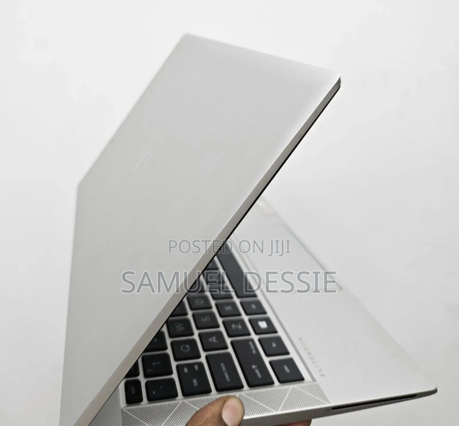New Laptop HP EliteBook 830 G8 16GB Intel Core I7 SSD 512GB