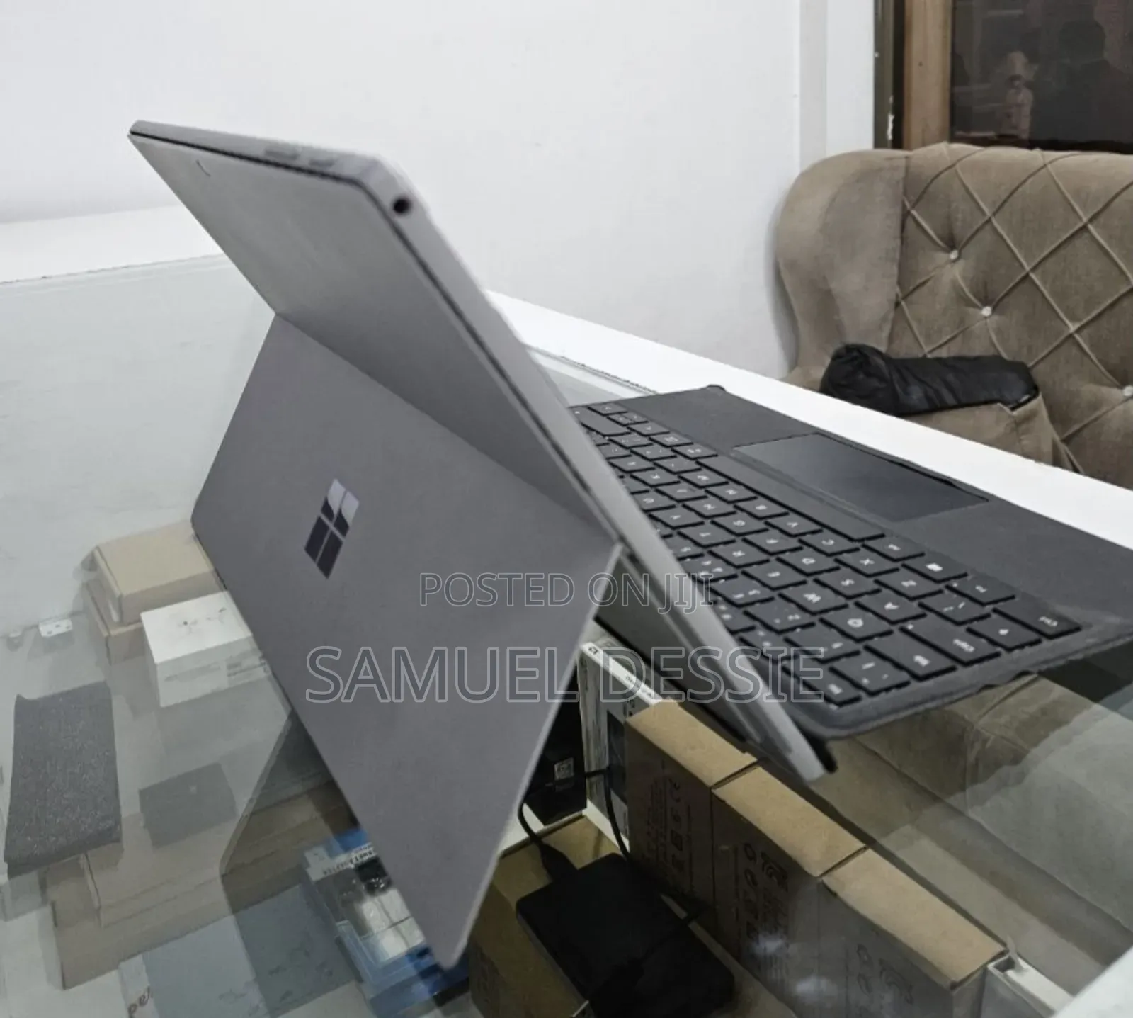 New Laptop Microsoft Surface Pro 7 8GB Intel Core I5 SSD 128GB