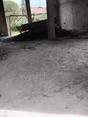 7bdrm Townhouse/Terrace in Tafo Ccd, Yeka for sale