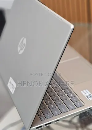 New Laptop HP Stream Notebook 8GB Intel Core I7 SSD 512GB