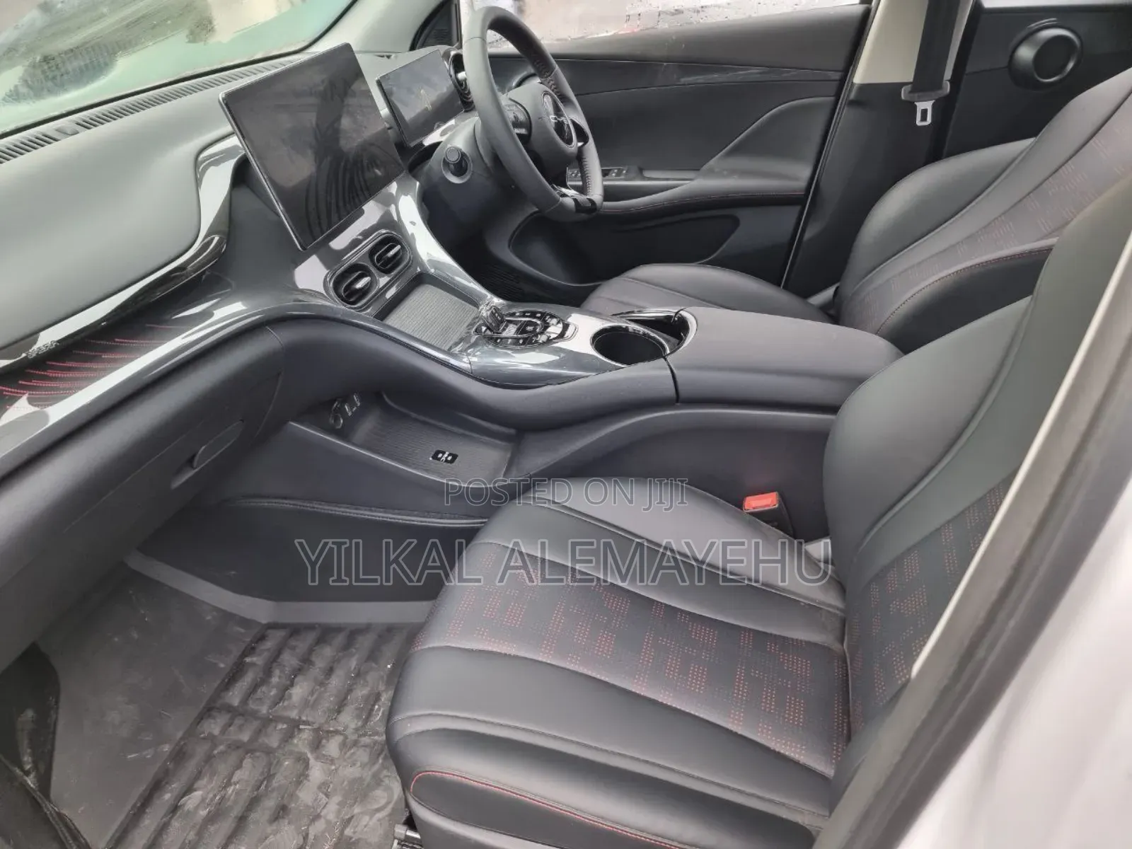 New BYD E2 43 kWh 94 hp FWD 2025 Gray