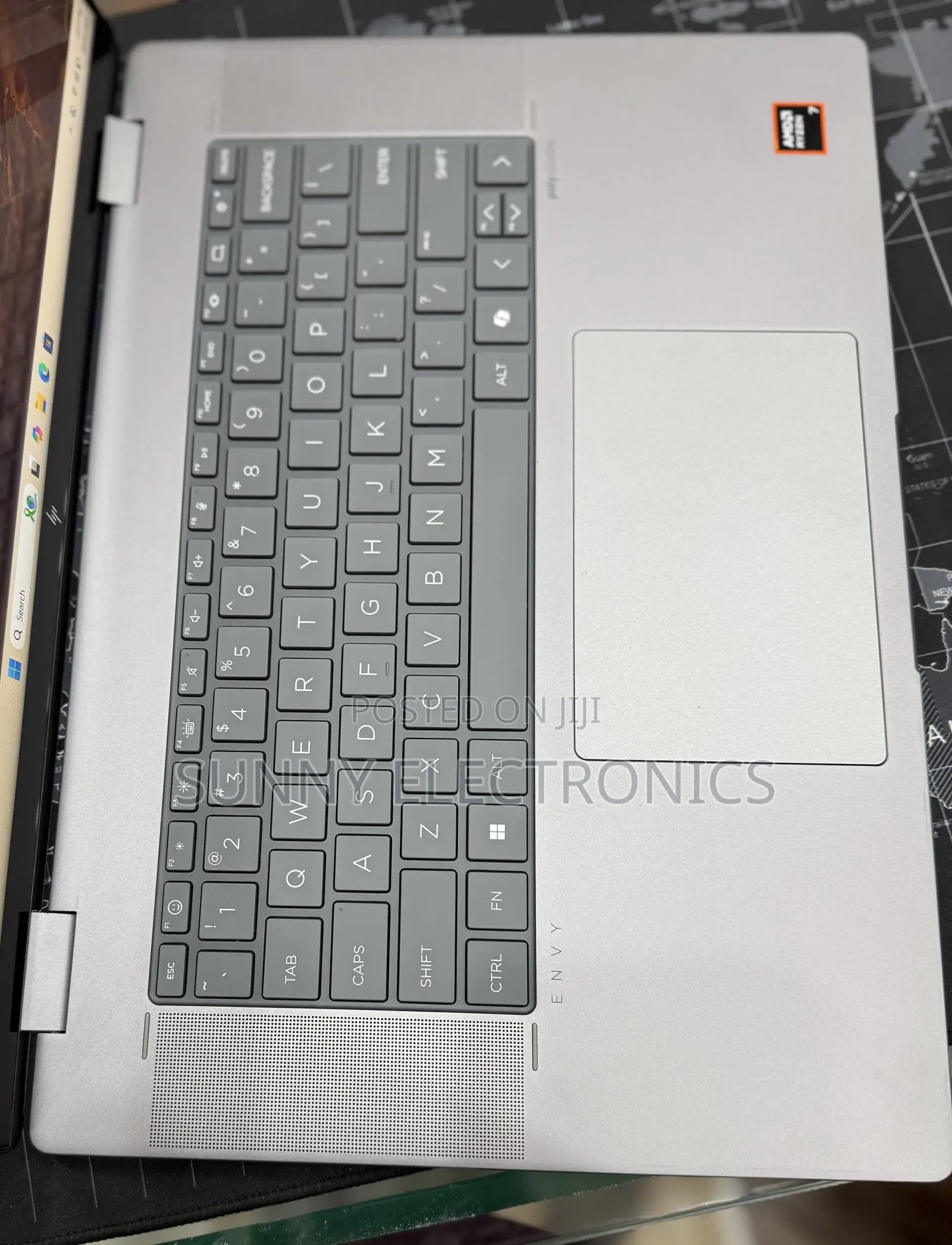 New Laptop HP Envy X360 8GB AMD Ryzen 7 SSD 512GB