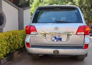 Toyota Land Cruiser 2013 Silver