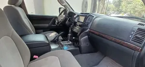 Toyota Land Cruiser 2013 Silver